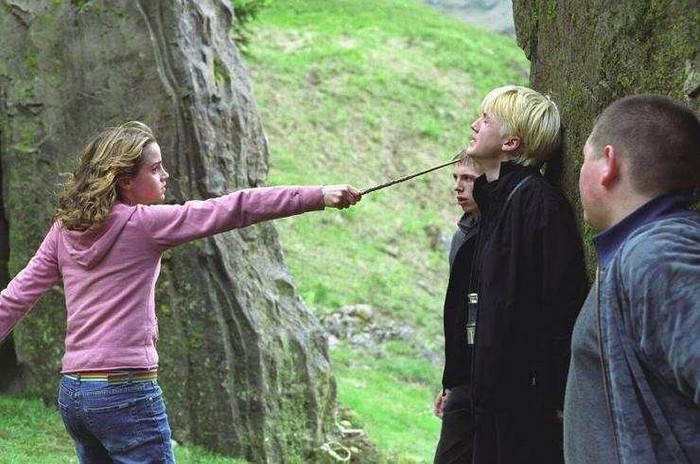 Hermione Granger et Drago Malefoy dans Harry Potter et le Prisonnier d'Azkaban