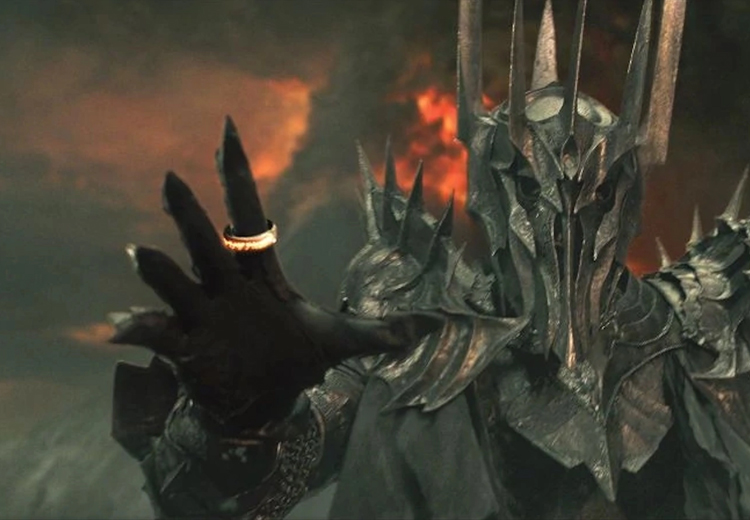 Sauron, forgeur de l'Anneau Unique.
